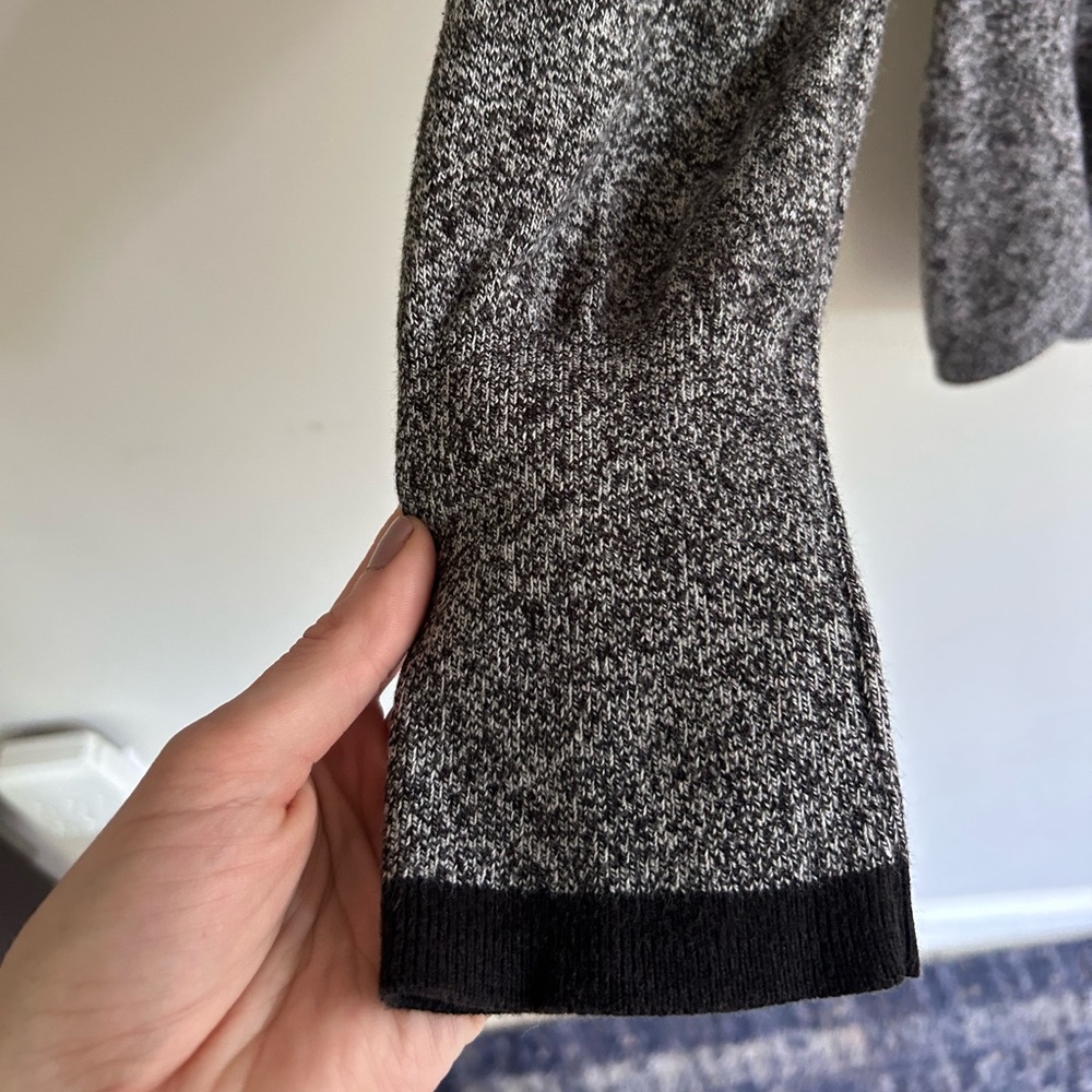 NIC+ZOE The Vital Hoodie Black Mix Stretch Knit V-Neck Pullover Sweater Comfy XL - Picture 6 of 13